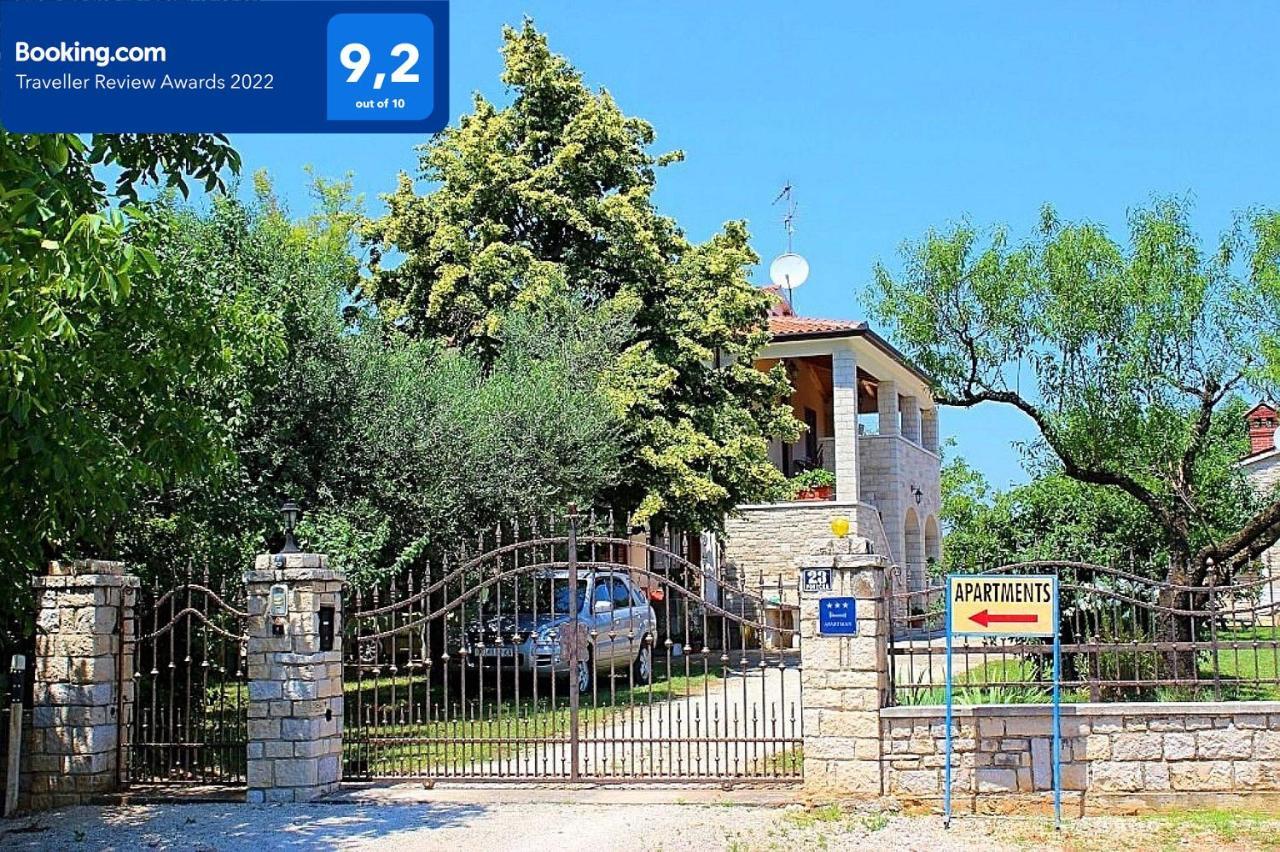 Silva Lägenhet Poreč Exteriör bild